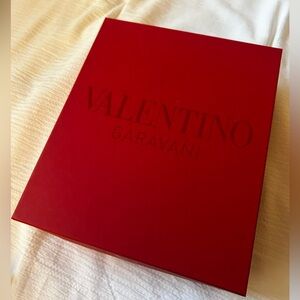 Valentino Garavani shoe box